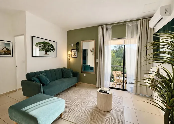 Living Selva Escondida Ii Apartment